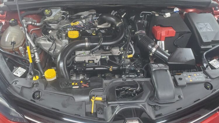 Red Renault Clio