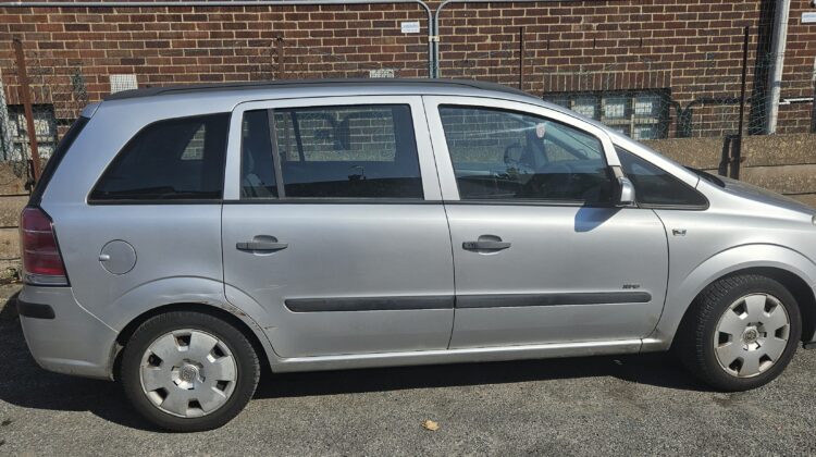 VAUXHALL ZAFIA AUTOMATIC 1.8