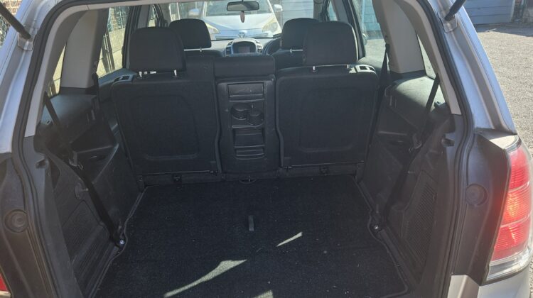 VAUXHALL ZAFIA AUTOMATIC 1.8