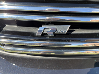 Volkswagen Tiguan R-Line Edition (2016) 2.0 TDI BlueMotion Tech R-Line Edition SUV Diesel DSG 4WD Euro 6 (s/s) 184 ps