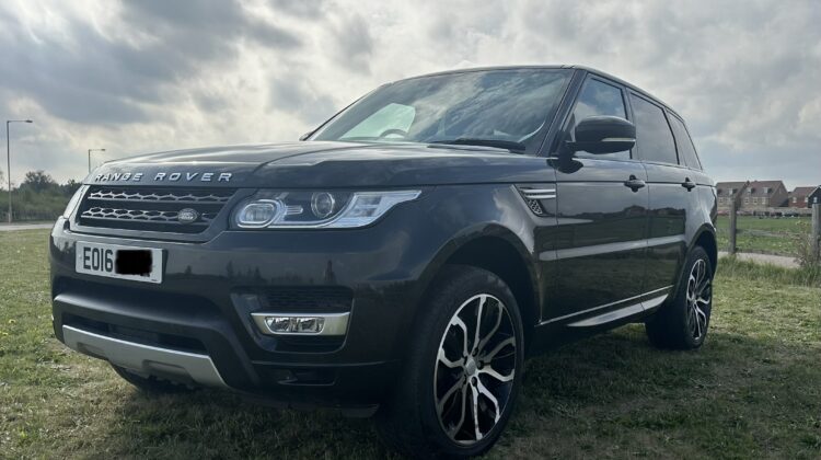 Black Range Rover Sport