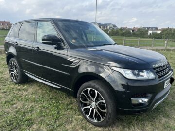 Black Range Rover Sport