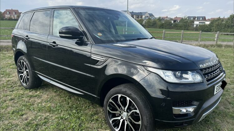 Black Range Rover Sport