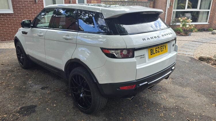 Range Rover Evoque 2.2 SD4 Pure,full leather,Panoramic Roof…New MOT