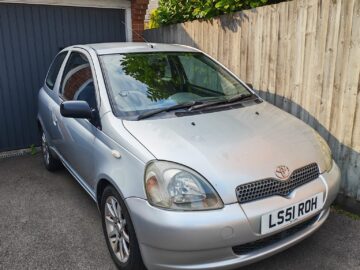 2001 Toyota Yaris SR 1.3